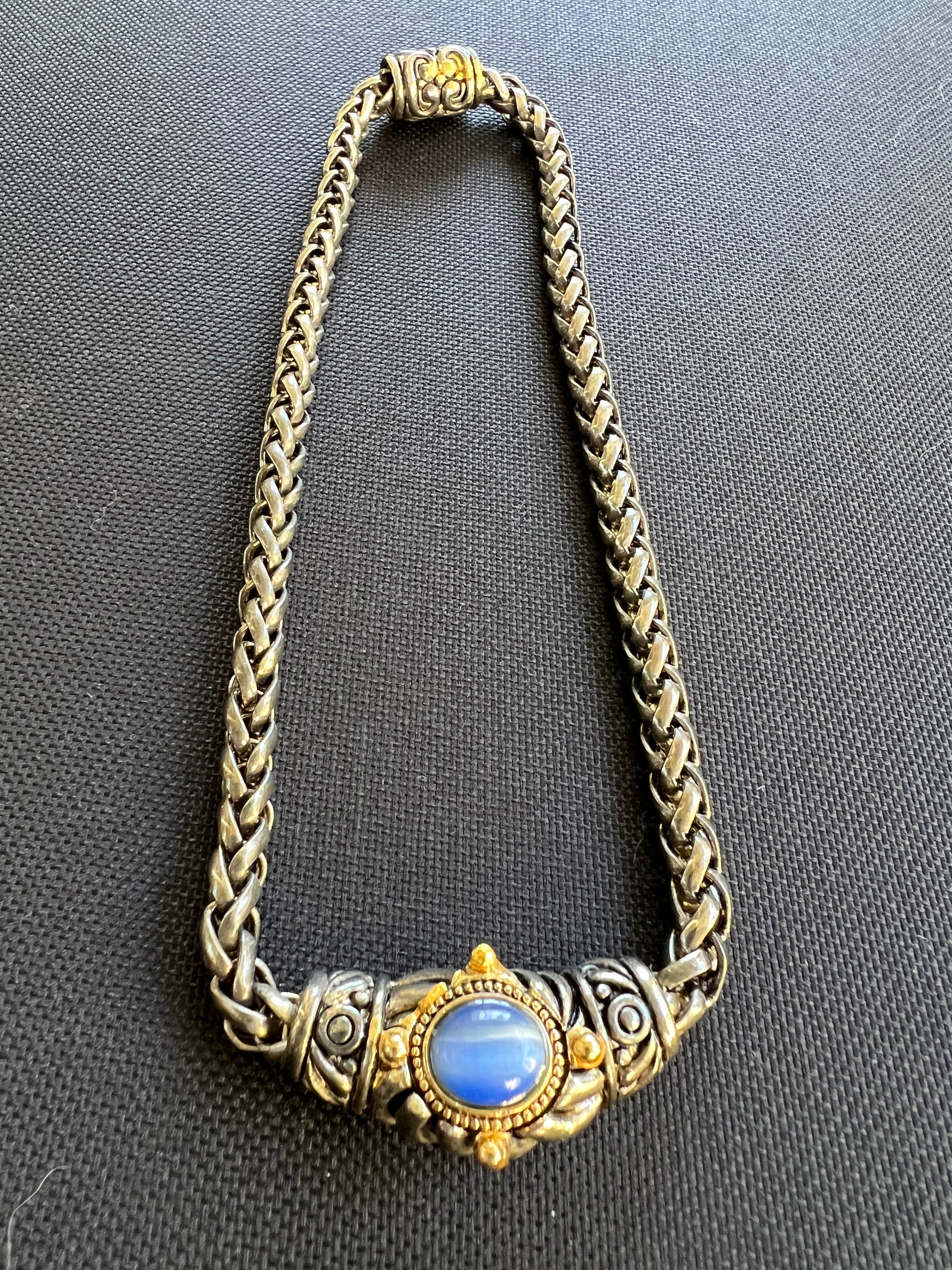 Gorgeous vintage Necklace