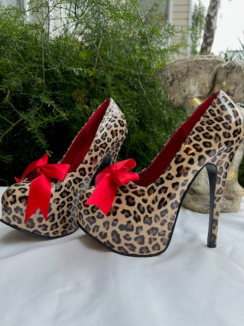 zapatos de piel de leopardo